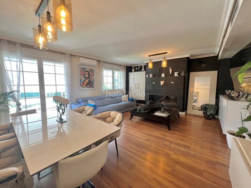 Foto f4361488-3501-4918-b67b-982096f6eee5. Casa aparellada amb aparcament piscina a El Pastel Boadilla del Monte