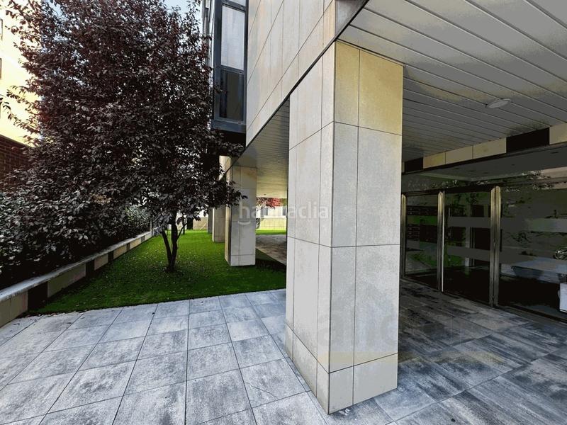 Foto 56797927-51de-4c2b-b71c-48454a941518. Dúplex  en pinar de chamartín en Costillares Madrid