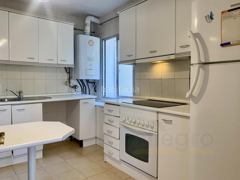 Foto 7bade42e-9e6d-4f56-a10d-50db703db32a. Chalet with parking in Colmenarejo