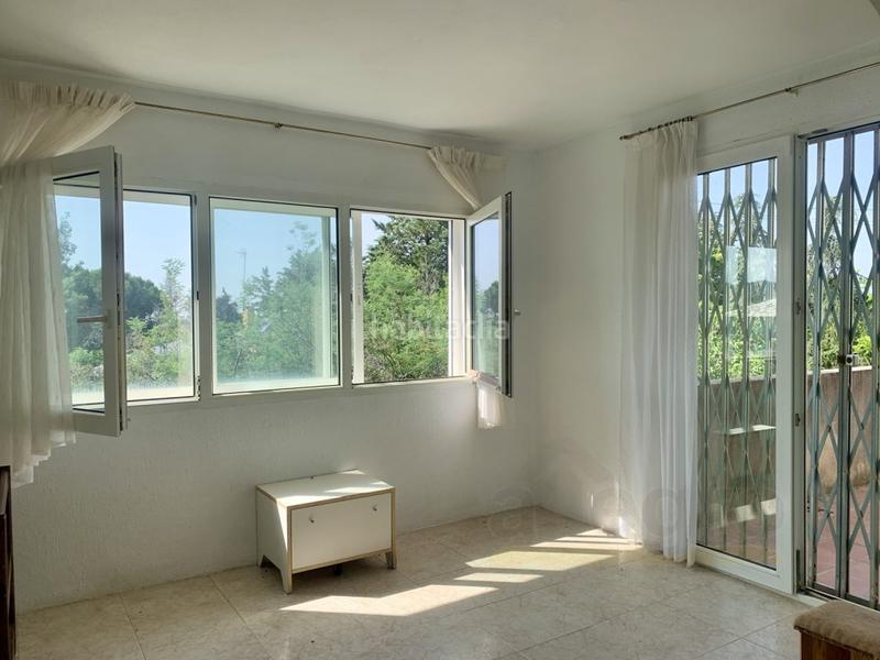 Foto 939d2a38-9db1-4b73-8a60-5a601974e7a7. Chalet with parking in Colmenarejo