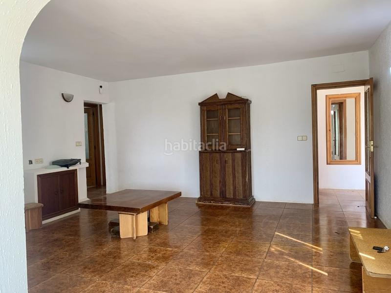 Foto 98ce77c4-9409-4897-a2a4-ae9071f28fb6. Chalet with parking in Colmenarejo