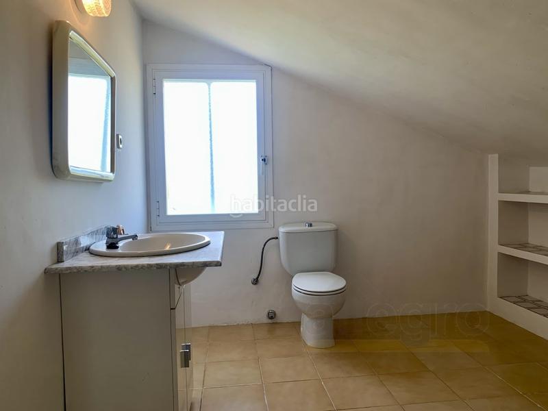 Foto c62a36f0-74fc-4663-a2f5-30021d8d1fb5. Chalet with parking in Colmenarejo