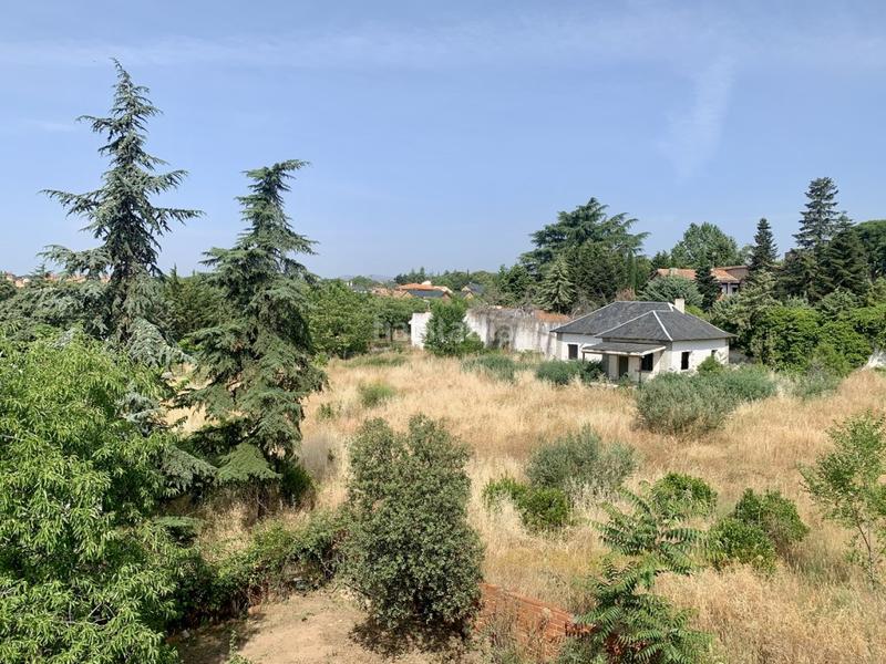 Foto e7f7a373-7d96-4658-9a88-1880a2307d3b. Chalet with parking in Colmenarejo