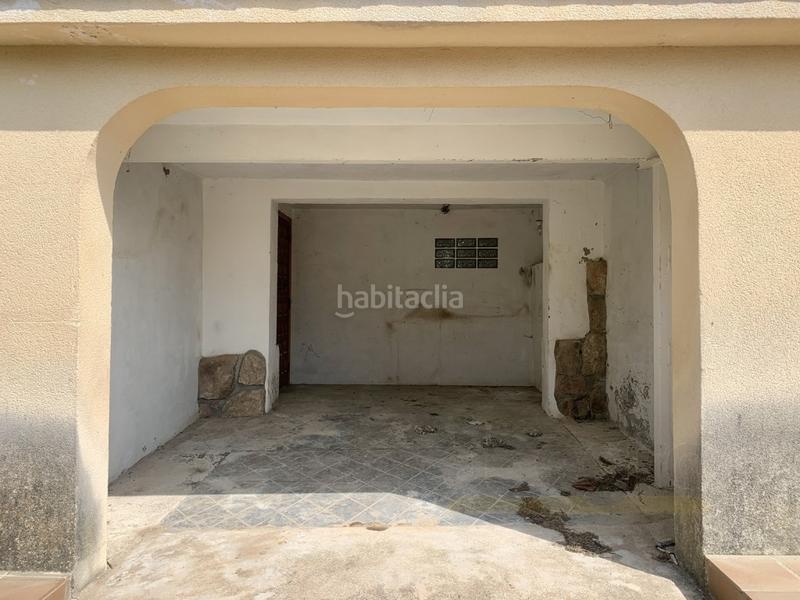 Foto fcd20f87-d3f6-4ba1-99dc-504b7f8a570b. Chalet with parking in Colmenarejo