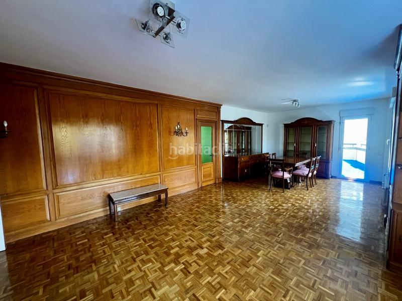 Foto 3ff8025b-7d62-43eb-bece-603364ca4d60. Etagenwohnung mit parking in Castilla Madrid