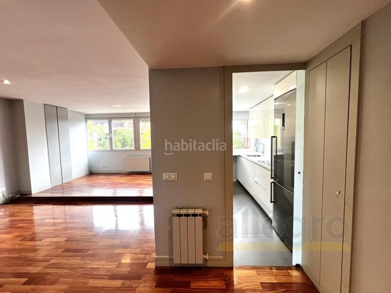 Foto 3d3b59fa-e881-4d6e-9af2-ab7f340e3583. Rent flat in calle hiedra 182 in el soto de La Moraleja La Moraleja