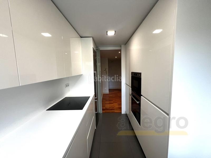 Foto 43fbd1a6-12a9-4d90-bbcd-54bbb058b252. Rent flat in calle hiedra 182 in el soto de La Moraleja La Moraleja