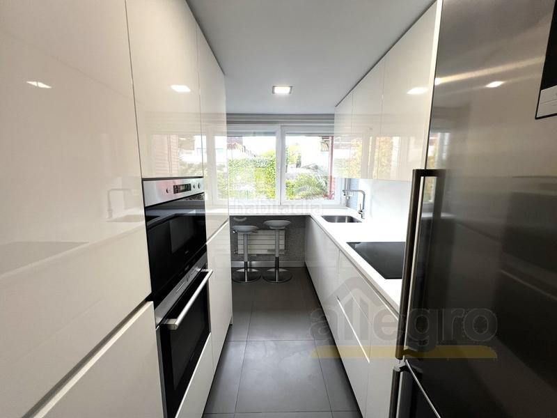 Foto dfae73de-7d65-49da-9c82-bfa2f27bf0e3. Rent flat in calle hiedra 182 in el soto de La Moraleja La Moraleja