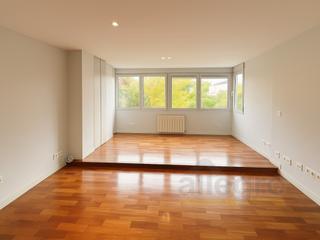 Rent Flat in Calle hiedra 182. Piso para entrara vivir en urbanización privada con trastero y g