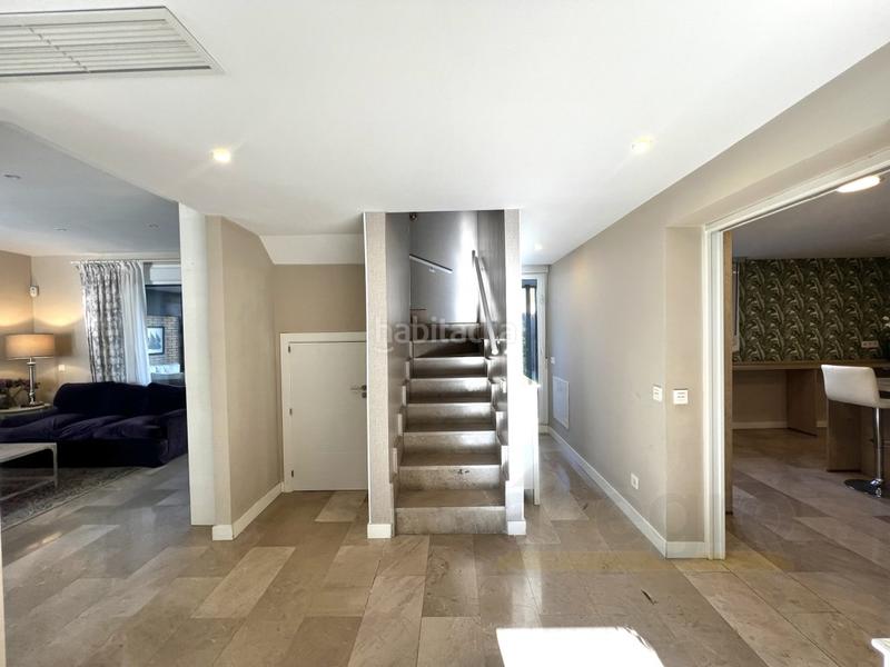 Foto 041a5c76-b754-42ed-83be-a0ce294cead7. Casa a schiera con parcheggio in Los Satélites-Roza Martín Majadahonda