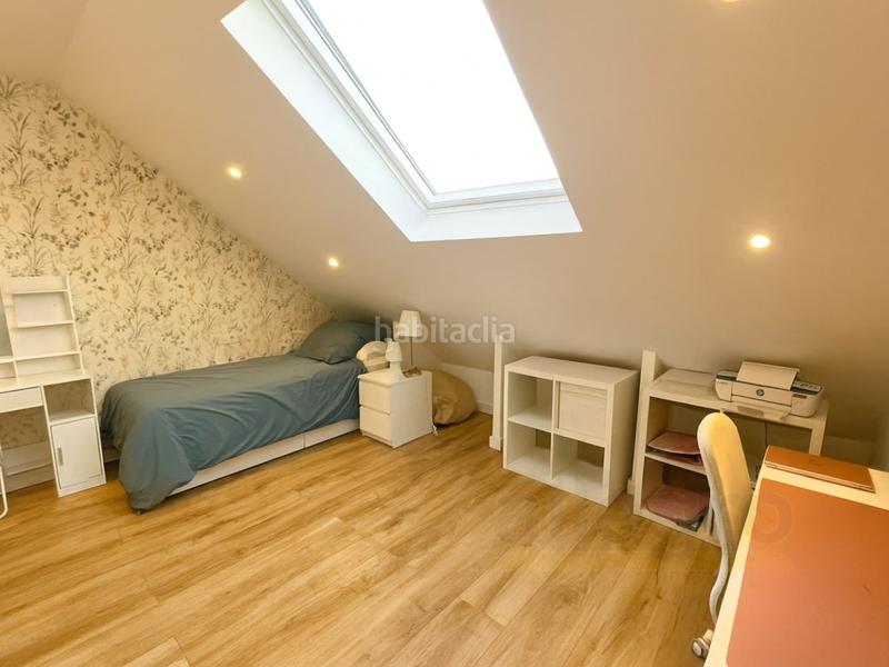 Foto 0622bc6d-62df-4371-acec-cc01af4b18f7. Casa a schiera con parcheggio in Los Satélites-Roza Martín Majadahonda