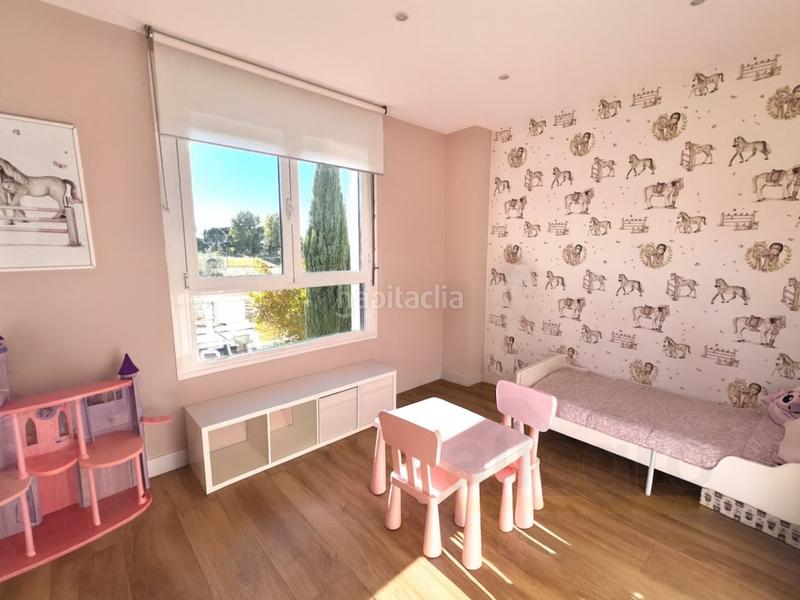 Foto 232aa173-fdca-40ba-ad5c-b2c849096049. Casa a schiera con parcheggio in Los Satélites-Roza Martín Majadahonda