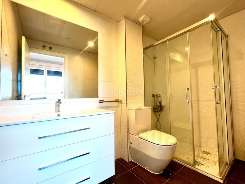 Foto 25cb563f-ff74-44f3-a631-890ac38483f1. Casa a schiera con parcheggio in Los Satélites-Roza Martín Majadahonda