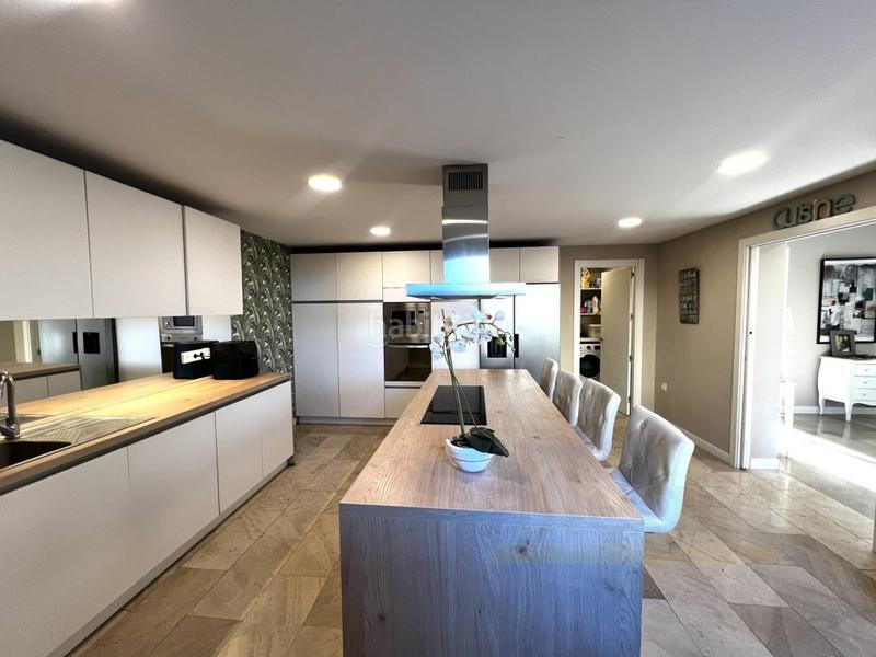 Foto 3bcda414-6082-4474-b0d1-ab00e394849e. Casa a schiera con parcheggio in Los Satélites-Roza Martín Majadahonda