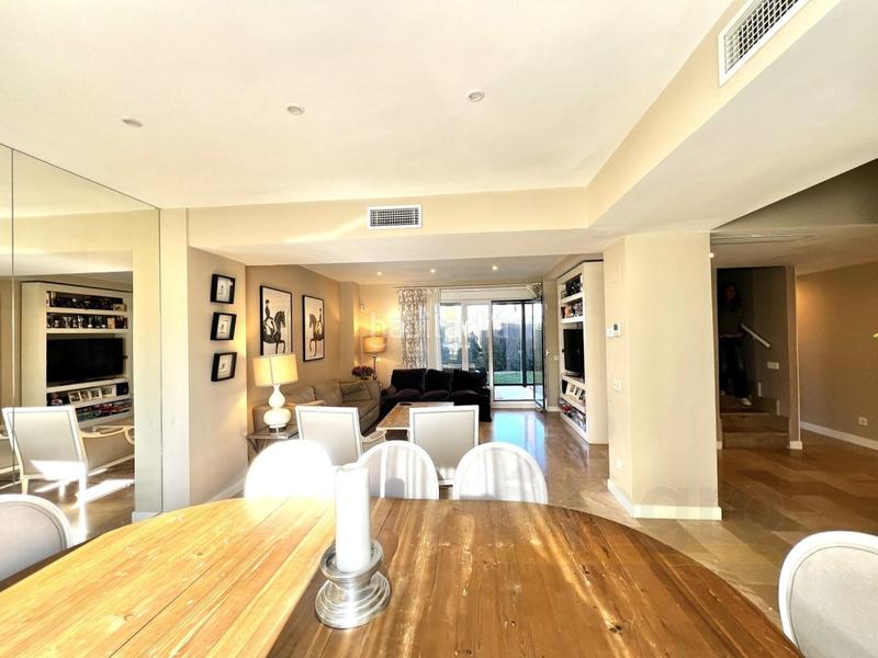 Foto 637f240d-94b7-416a-86c6-8c426cc2a4ae. Casa a schiera con parcheggio in Los Satélites-Roza Martín Majadahonda