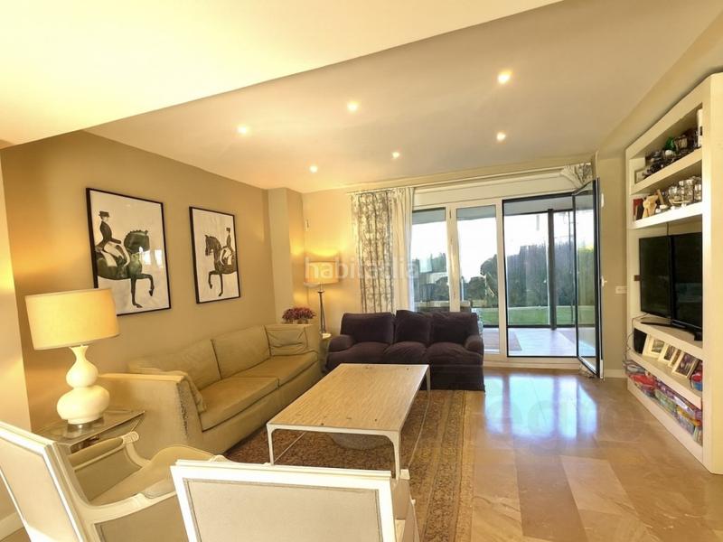 Foto 65576517-a026-4167-9fba-2ab83a540146. Casa a schiera con parcheggio in Los Satélites-Roza Martín Majadahonda