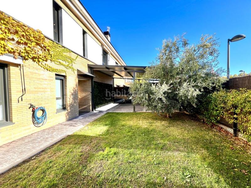 Foto 76665caa-540b-4234-a9d1-2b1cfe2854cc. Casa a schiera con parcheggio in Los Satélites-Roza Martín Majadahonda