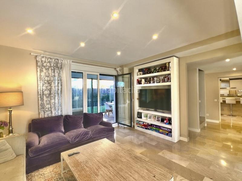 Foto be5fd852-3e82-496c-ab53-0ad69416cc53. Casa a schiera con parcheggio in Los Satélites-Roza Martín Majadahonda