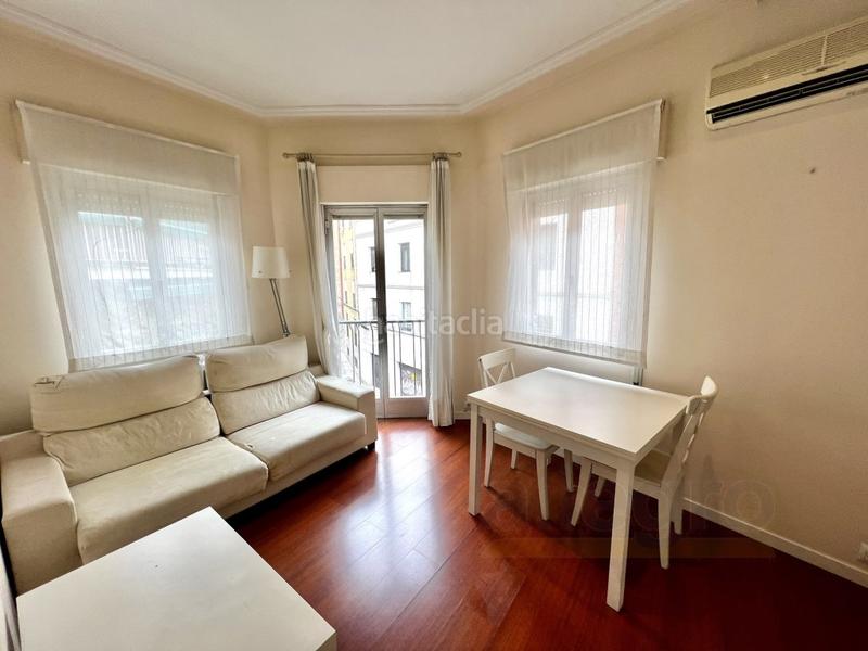 Foto 85a3cf39-7c12-41e6-94ac-99ba60d8f0ee. Location appartement dans Guindalera Madrid