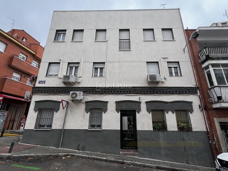 Foto 18fcc9ff-8581-41cf-8123-a429ae75a423. Alquiler piso  exterior de tres habitaciones en zona fuente del berro en Madrid