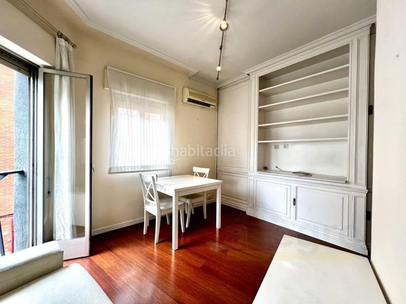 Foto 21f98724-bc95-4a52-bce4-f6b3af520b81. Miete etagenwohnung in Guindalera Madrid