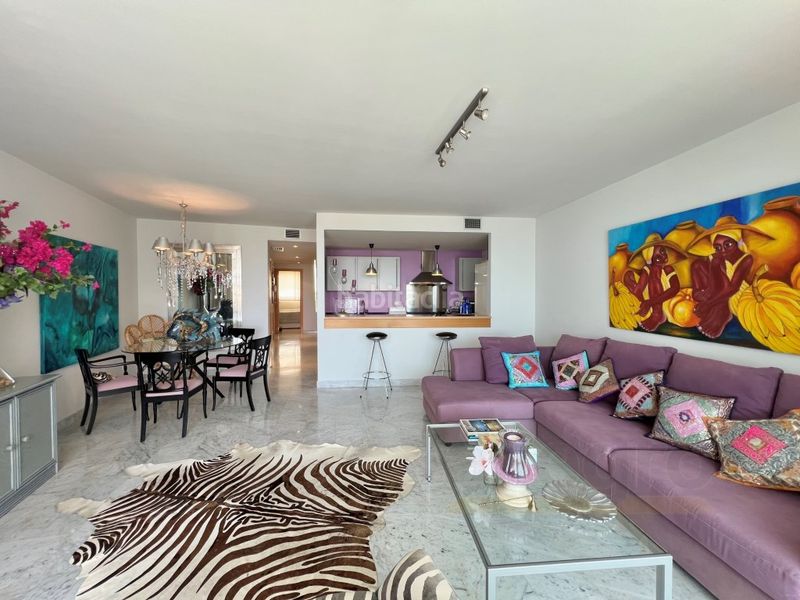 Foto 23533c67-eccd-4c8d-936e-a779437b75d5. Flat with parking pool in Marina Botafoc-Talamanca Ibiza