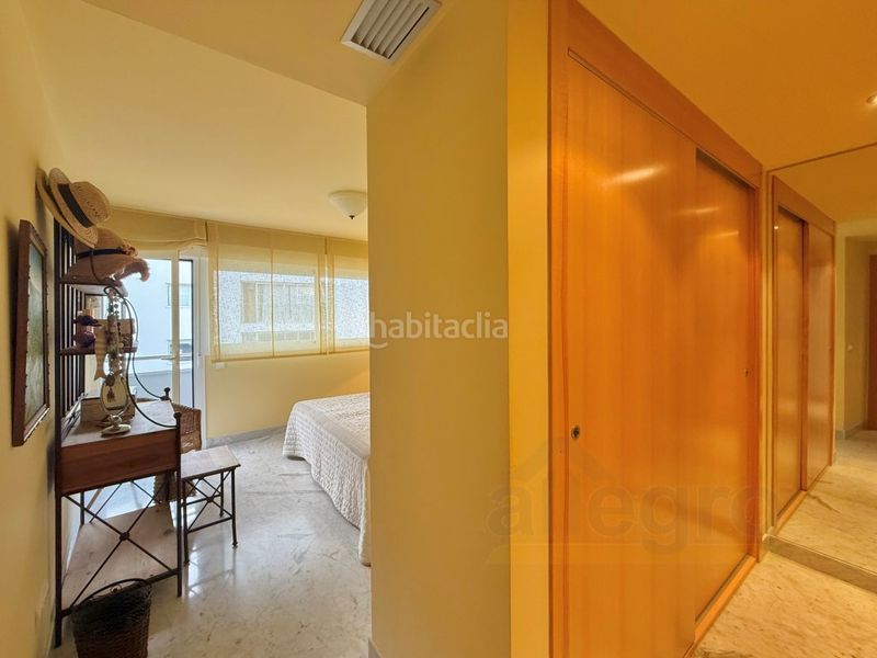Foto ca0af96f-f0aa-4460-9559-b8bfa90e94cd. Appartamento con parcheggio piscina in Marina Botafoc-Talamanca Ibiza