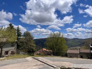Rez-de-chaussée à Santa María de la Alameda. Acogedora casa baja en plena naturaleza con licencia turistica