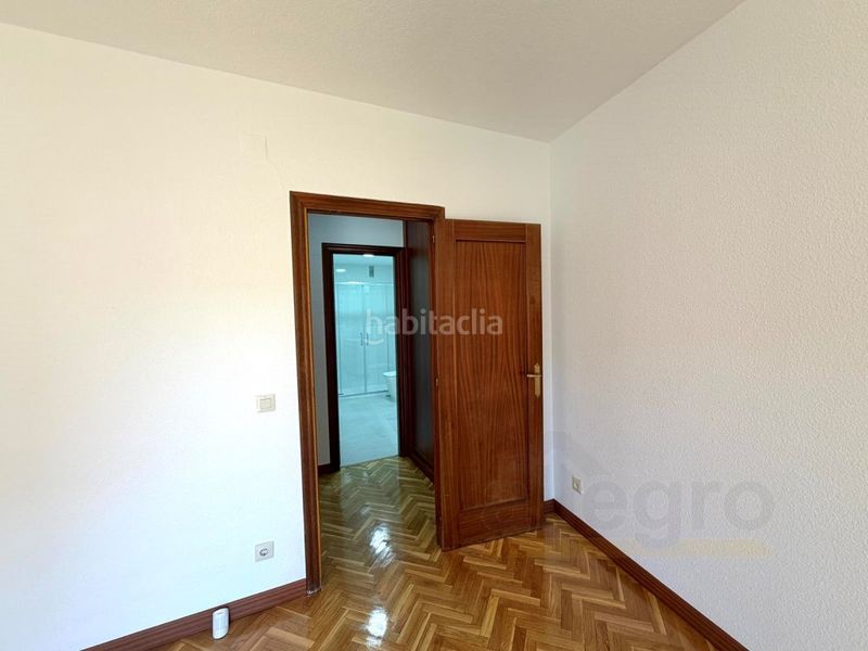 Foto fced5fe4-573b-4f15-b52b-34bbff8e3e14. Lloguer pis a Las Águilas Madrid