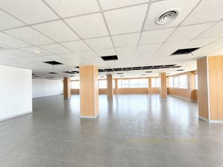 Affitto Ufficio in Norte-Universidad. Oficina diáfana de 326 m en edificio representativo  móstoles