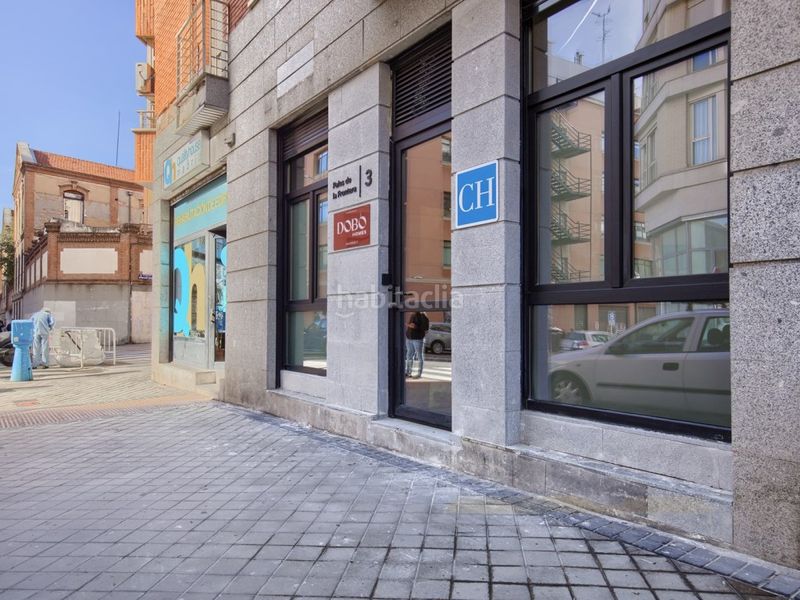Foto bed0a6e4-8a2e-4055-ae44-ea9d9916e149. Local comercial a Palos de Moguer Madrid