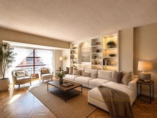 Pis a Castilla. Amplio piso exterior en urbanizacion con piscina y garaje en zon