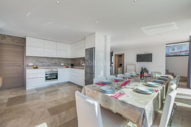 Foto 0170f3d5-8988-47a8-b18d-4227768b6da2. Xalet amb piscina a Muro