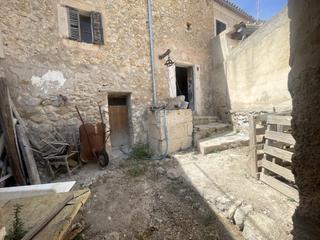 Masia a Campanet. Casa con encanto a reformar en el pueblo de campanet. mallorca