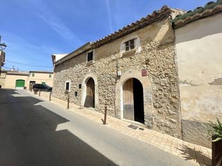 Country house in Campanet. Casa de pueblo en campanet. mallorca.