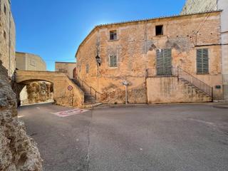 Xalet a Muro. Casa señorial a reformar en la zona de sa riba, muro