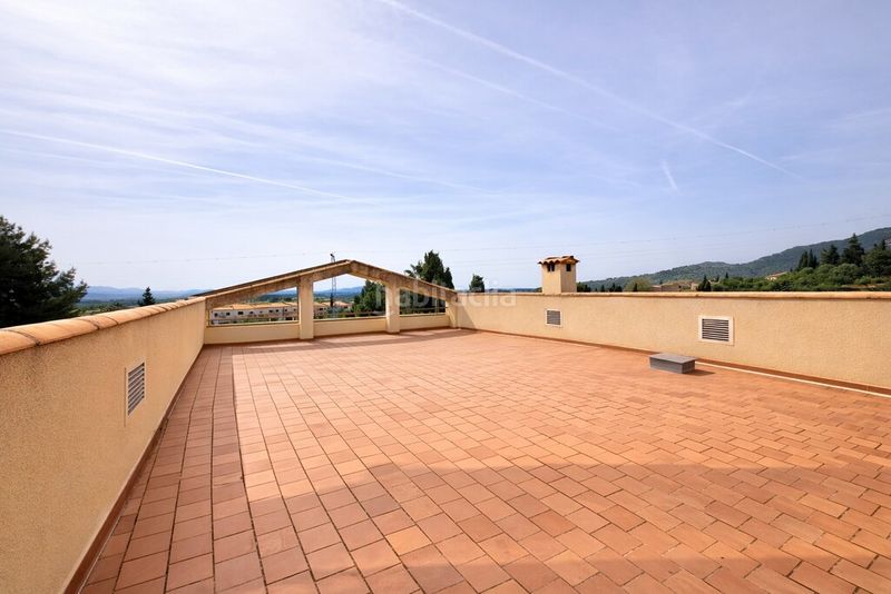 Foto a52e76fa-c43b-4f30-8c2c-b7d7625a43a2. Masia a Lloseta