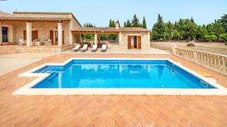 Mas à Ciutat d´Alcúdia. Finca rústica en venta en la playa de alcudia, mallorca.