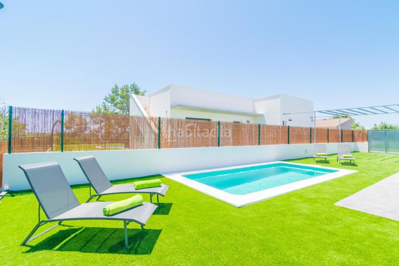 Foto a34ddb4c-5f4a-4b19-974f-8a3ae5ed6f82. Alquiler chalet  en alquiler en playas en Muro