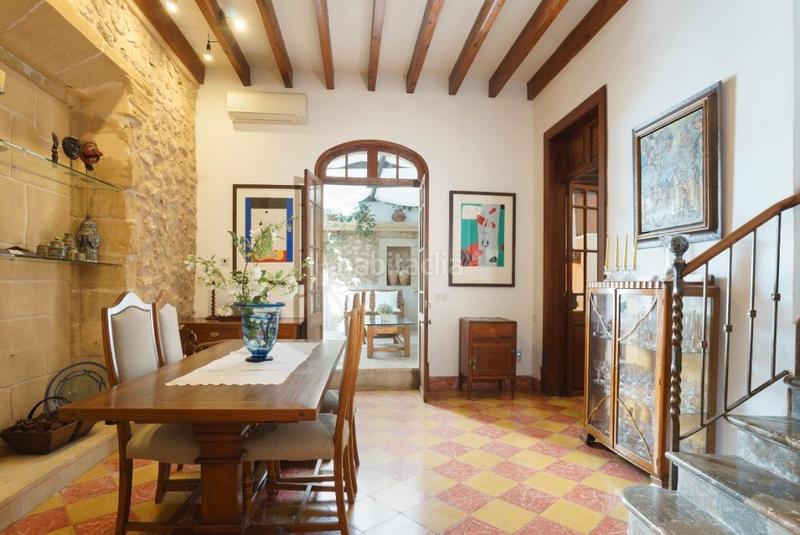 Foto 7ff3c6bd-c0de-41c5-b194-2c28c5f07861. Masía casa adosada de lujo en el corazón histórico en venta en Pollença