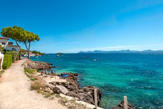 Propriété à Port d´Alcúdia-Platja dÁlcúdia. Terreno en primera línea de mar a la venta en alcanada, mallorca