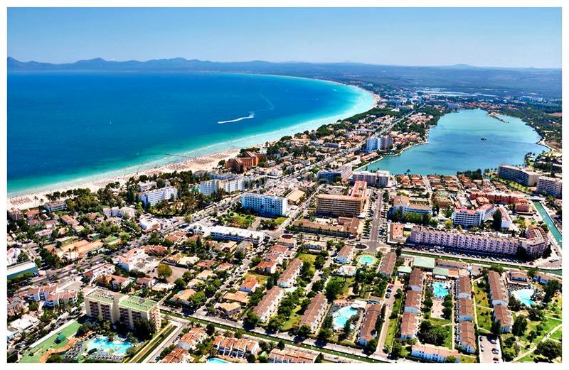 Foto 01fc7a1c-a9ca-48c3-aeca-5fa12a6d22e1. Appartement avec parking dans port de Pollença Pollença