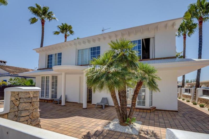 Foto baad3d54-24e7-40d6-9b18-c72bc995028f. Chalet con parcheggio piscina in port d´Alcúdia-platja dálcúdia Alcúdia