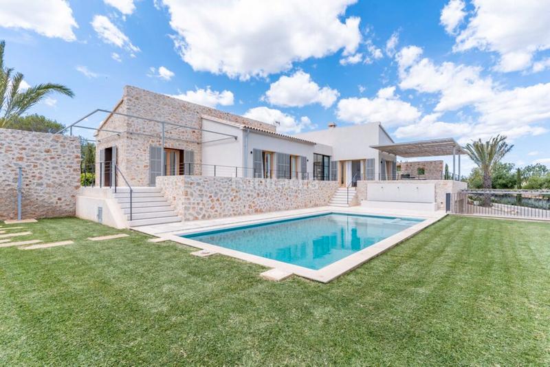 Foto cfaf56b0-8094-416d-a40d-b54bf2f74ecd. Country house with parking in Sant Llorenç des Cardassar