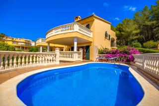 Chalet in Port d´Alcúdia-Platja dÁlcúdia. Chalet con licencia vacacional en venta en alcanada, alcudia, ma