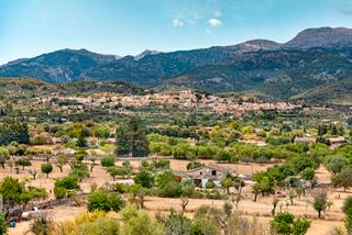 Masia a Llucmajor Interior. Finca rstica edificable con vistas impresionantes en venta.