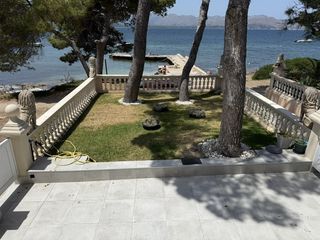 Rent Apartment in Port de Pollença. Apartamento en primera línea en barcarés, alcudia. mallorca.