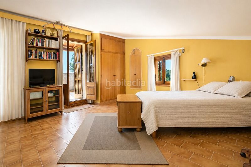 Foto 59d532b5-22f1-4764-9579-72de30780203. Masia amb aparcament piscina a Campanet