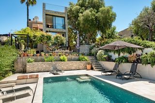 Xalet a Campanet. Villa con piscina y vistas a la serra de tramuntana en venta en