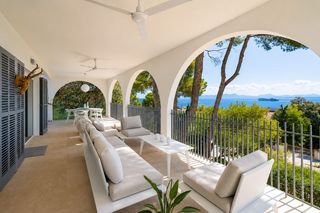 Chalet in Port d´Alcúdia-Platja dÁlcúdia. Chalet con vistas al mar en alcanada, mallorca.